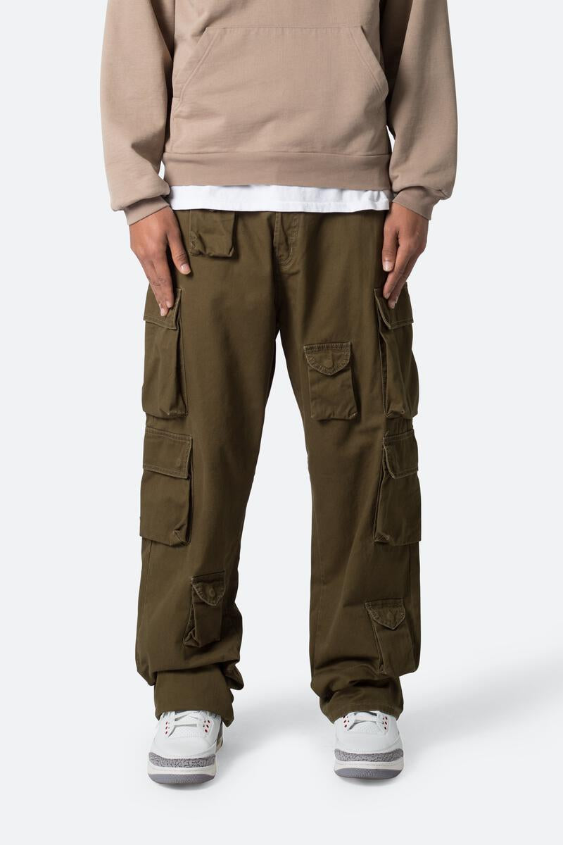 MNML - Baggy Cargo Pants - Washed Olive